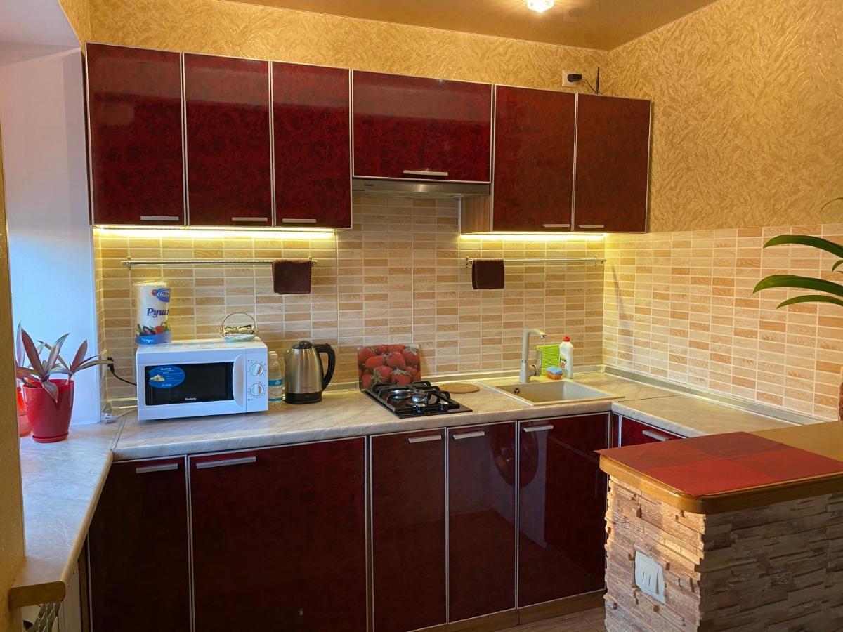New Apartments With Panoramic Views On Avenue Nauky Harkov Kültér fotó