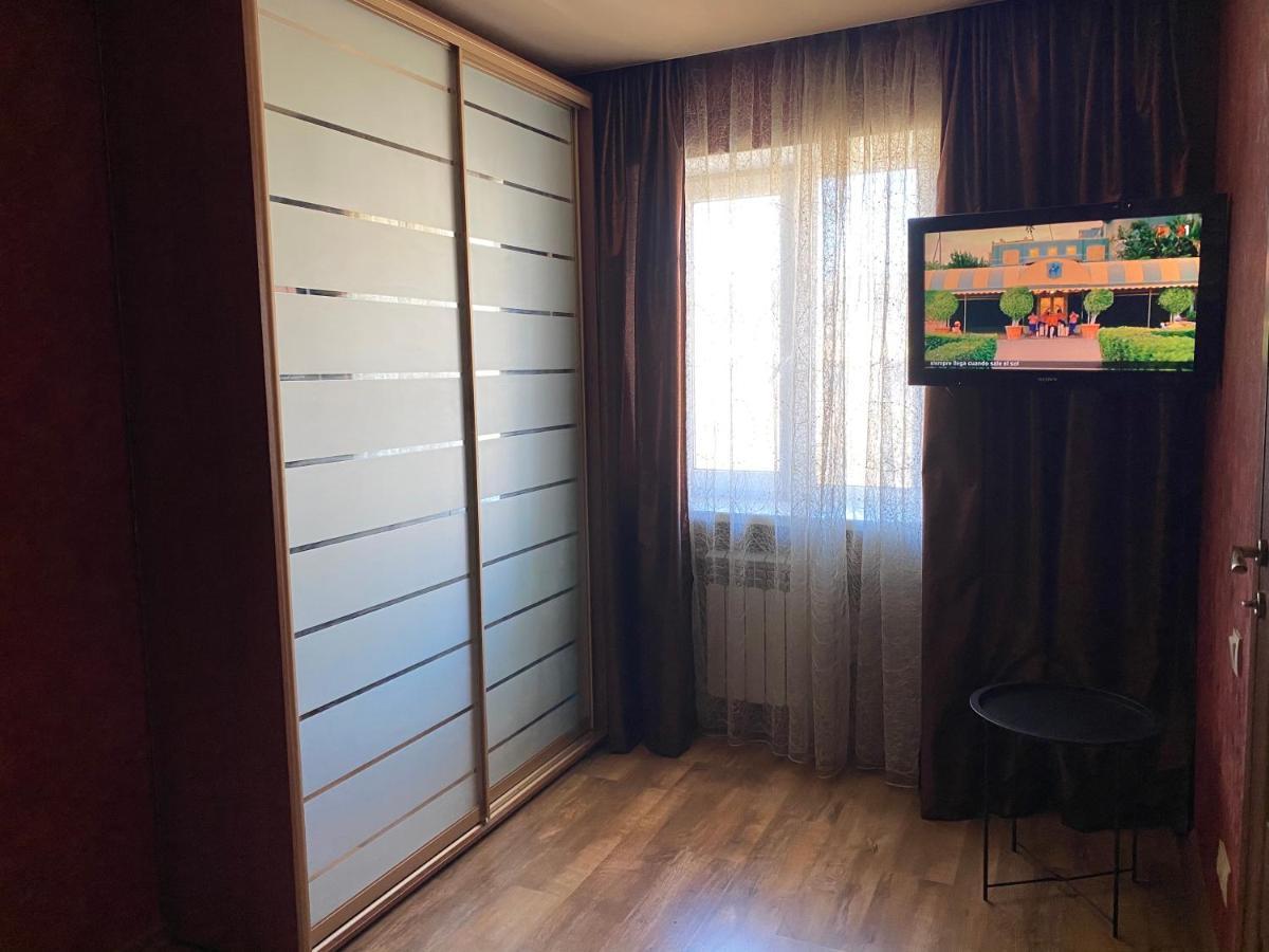 New Apartments With Panoramic Views On Avenue Nauky Harkov Kültér fotó