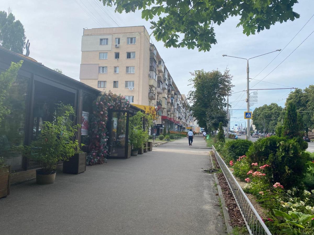 New Apartments With Panoramic Views On Avenue Nauky Harkov Kültér fotó