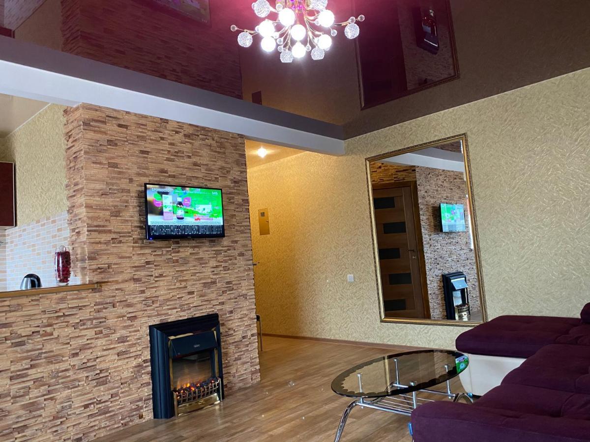 New Apartments With Panoramic Views On Avenue Nauky Harkov Kültér fotó